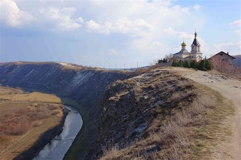 Visita Old Orhei Orheiul Vechi En Moldavia Pucelano Por El Mundo