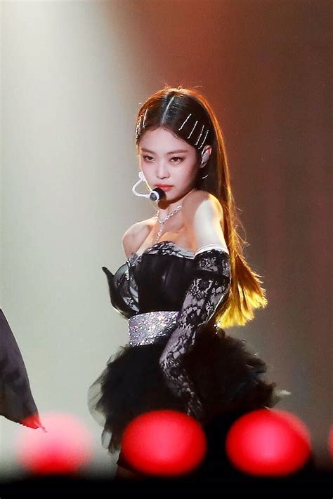 Transform jennie blackpink hijrah pakai hijab fb : Pin by Lary on BLΛƆKPIИK | Blackpink jennie, Blackpink ...