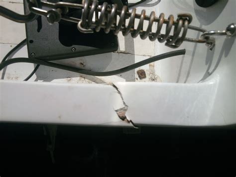 Transom Crack Advice Pics The Hull Truth Boating And Fishing Forum