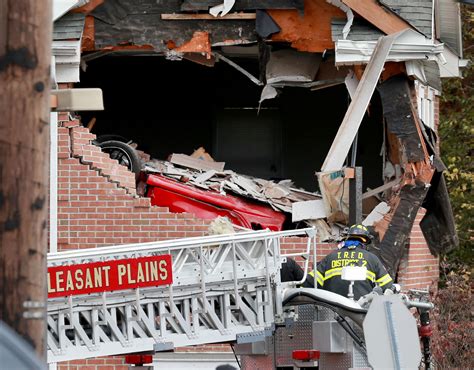 Flipboard Car Crashes Into Nj Buildings Second Floor Killing 2