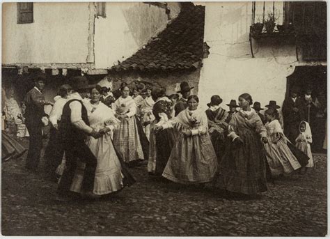 Más De 7000 Fotografías Antiguas De España Exhibidas Por Primera Vez