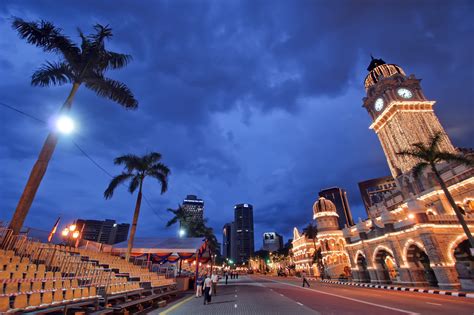 Kompleks mahkamah kuala lumpur) is a large courthouse complex in kuala lumpur, malaysia, housing various courts of the country's judicial system. Kuala Lumpur, Malaysia Travel Guide | Things To Do in ...