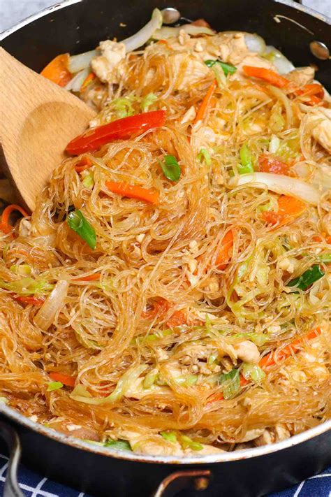 22 Popular Rice Noodle Recipes For Chinese And Other Asian Cuisine Lovers