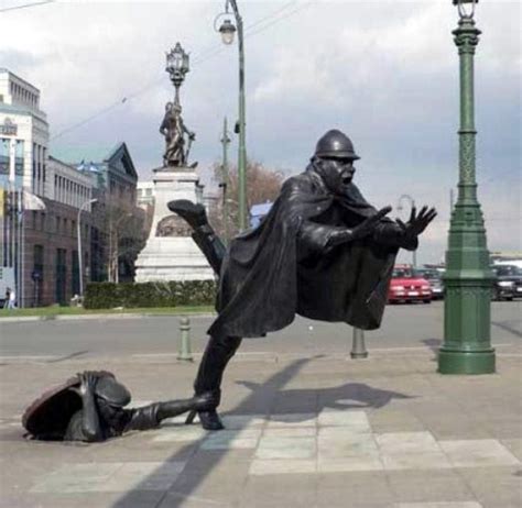 Strange Statues From Around The World 50 Pictures Memolition