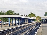 Bahnhof Chalfont & Latimer in Little Chalfont, Vereinigtes Königreich ...