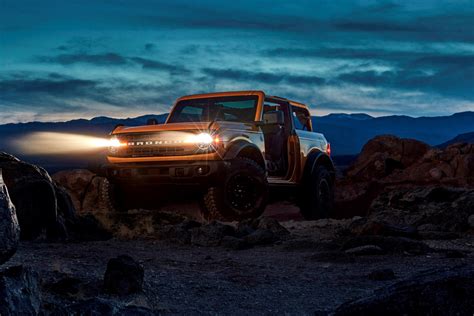 2021 Ford Bronco Revealed Its Everything We Hoped For Carbuzz
