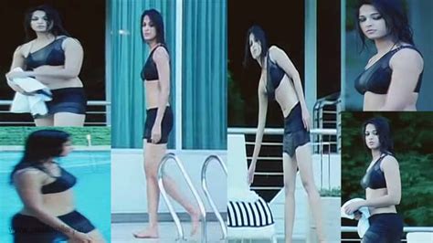 Anushka Bikini Photos From Billa Movie