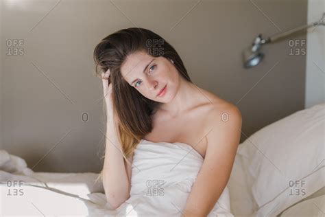 Nude Women In Bedsheets Telegraph