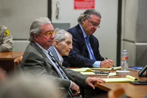 Juror removed from Robert Durst murder trial as pandemic delay ends ...