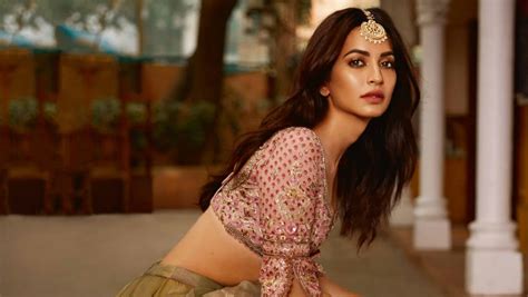 Kriti Kharbanda Says Left Chehre Because Of Date Issues 🎥 Latestly