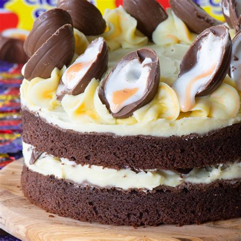 It's that time of year when all of our hens are laying and it feels like we have eggs and eggs and eggs for days! Creme Egg Cake | Charlotte's Lively Kitchen