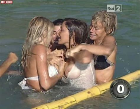 L Isola Dei Famosi Nude Pics Pagina My Xxx Hot Girl