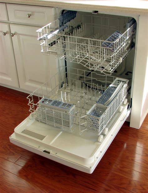 We spent hours researching dishwashers and consulted four experts to determine to best ones. How to Keep Your Dishwasher Running Great - Your ...