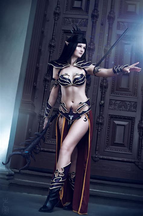 dark elf sorceress warhammer cosplay by captain izzy cosplay on deviantart