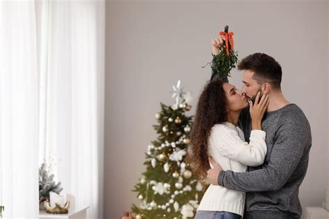 why do we kiss under the mistletoe farmers almanac plan your day grow your life