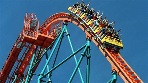 Six Flags Cuts Jobs As Theme Park Attendance Declines