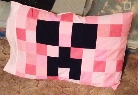 girl s minecraft pillow in pink because i didn t have enough green scraps and this looks real