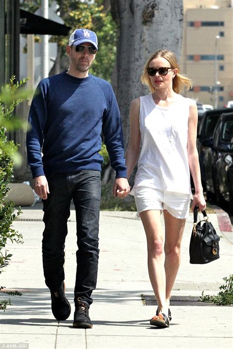 Kate Bosworth Steps Out For Lunch With Husband Michael Polish Daily Mail Online
