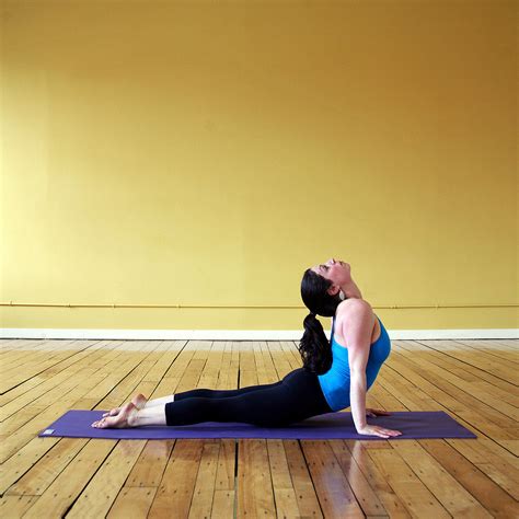 How To Do The Wheel Pose Popsugar Fitness