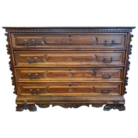 Early 18th Century Northern Italian 3 Drawer Walnut Commode For Sale At