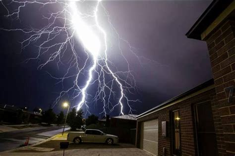 Lighting Strikes How To Protect My House My Things And