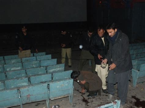 پشاور میں سینما دھماکوں کا مقدمہ درج، سینما کا منیجر بھی شامل تفتیش ایکسپریس اردو