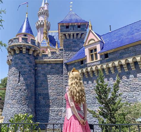 walls removed from sleeping beauty castle as disneyland gets its icon back
