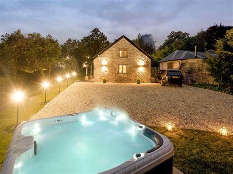 15 Stunning Holiday Cottages In Wales Where Your Dog Is Just As Welcome