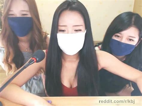 Korea Unknown Bjs Doing Cute Dances Topless Porn Video Nemyda