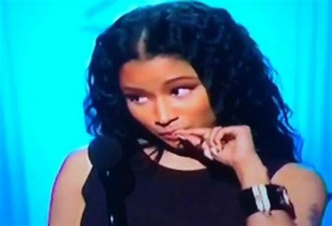 Nicki Minaj Shades Iggy Azalea Bet Awards Confess Lee