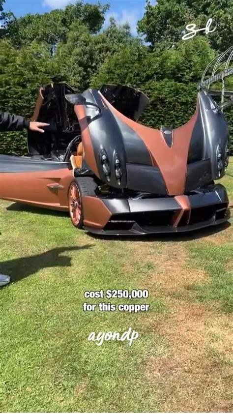 Pagani Huayra With One Of The Coolest Paintjobs Ever 😱🔥