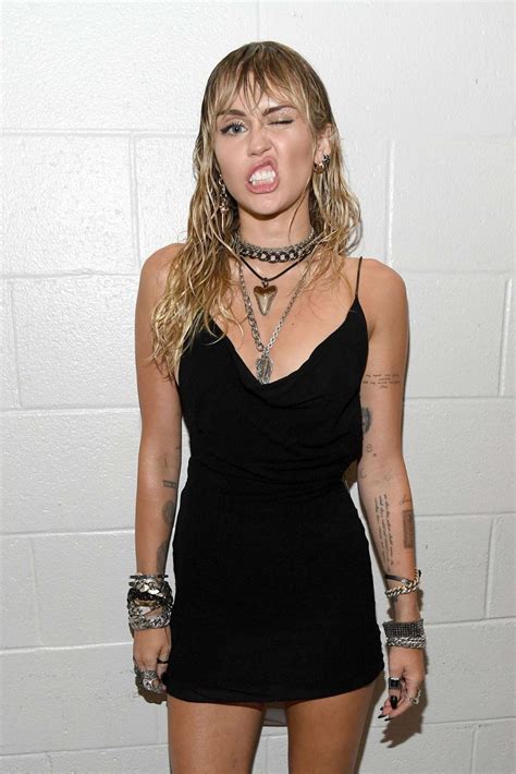 Miley Cyrus S Sexy Lbd Stylish Starlets