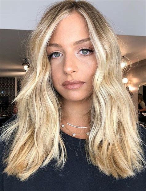 cute golden light blonde hair colors and hairstyles for 2019 stylesmod light blonde hair