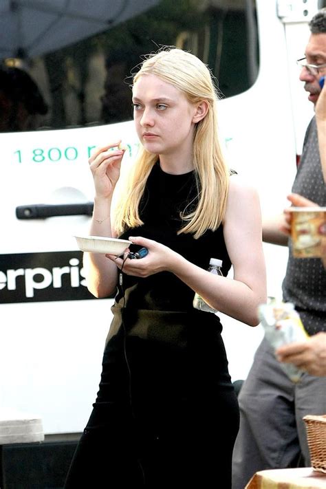 Celebs Eating Dakota Fanning