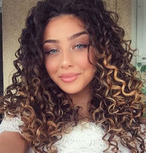 Curly On Point On Instagram Cutie Beautiful Curly Hair Hair