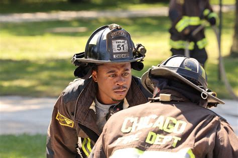 Chicago Fire Completely Shattered S11e03 2022 Čsfdcz