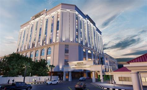 Guests of the hotel will have easy access to johor bahru old chinese temple and istana bukit serene. Berjaya Waterfront Hotel JB: Fun for the whole family this ...