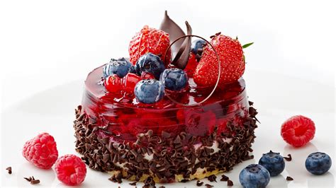 Chocolate Cake With Strawberries Hd Wallpaper 4k Ultra Hd Hd