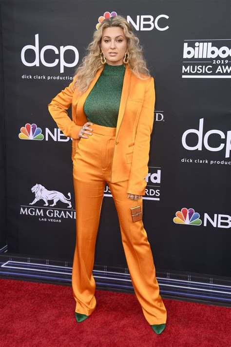 Heres What Everyone Wore To The 2019 Billboard Music Awards