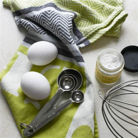 Maybe you would like to learn more about one of these? Simple Meringue Recipe | Garlic & Zest