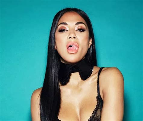 Nicole Scherzinger Strips To See Through Bra As She Wows With Raciest Ever Expos Daily Star