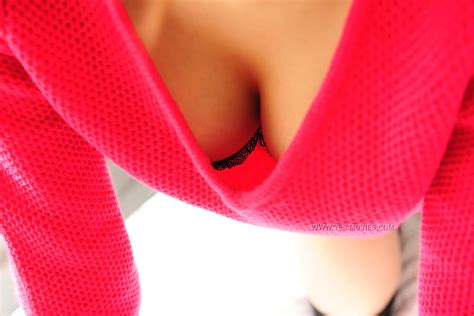 Japan Model Kazuki Asou Shows Pink Tits