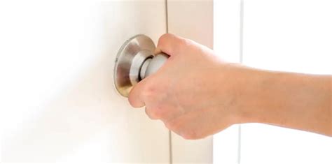 How To Fix A Stuck Door Knob A Simple Step By Step Guide