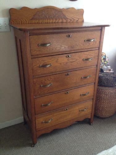 Standard features include dovetailed corners on drawers and full extension ball bearing drawer slides. Antique Tallboy Dresser ~ BestDressers 2020