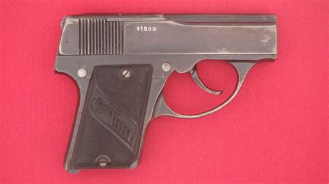 Austrian Pistols Nollesgunsbe