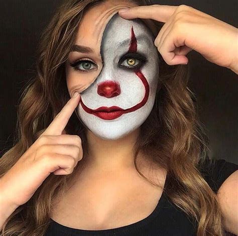 63 Trendy Clown Makeup Ideas For Halloween 2020 Stayglam Halloween Makeup Diy Cool
