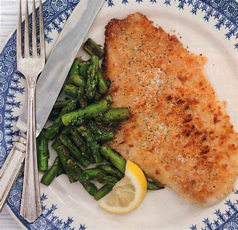 Their backs and sides are often an olive or light brown color with darker mottles or specks. Oven-Fried Catfish - Carolina Country