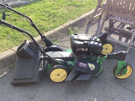 John Deere Js63c Mower 189cc Engine 21” Cut 3spd Full Rotating