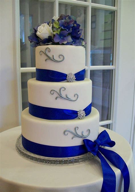 Cool 15 Beautiful And Elegant Wedding Blue And Silver Decoration