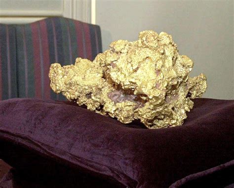 Worlds 5 Largest Gold Nuggets That Havent Been Melted Down — Rt